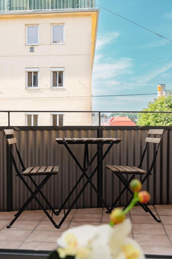 Beautiful 2-Bedroom Apartment Near Schoenbrunn Vídeň Exteriér fotografie