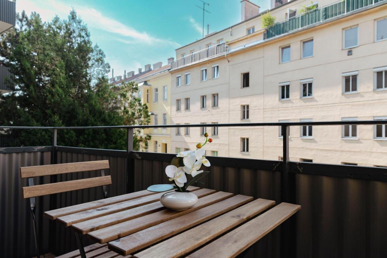 Beautiful 2-Bedroom Apartment Near Schoenbrunn Vídeň Exteriér fotografie