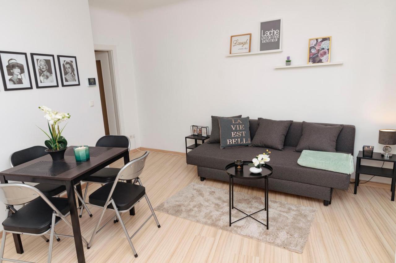 Beautiful 2-Bedroom Apartment Near Schoenbrunn Vídeň Exteriér fotografie