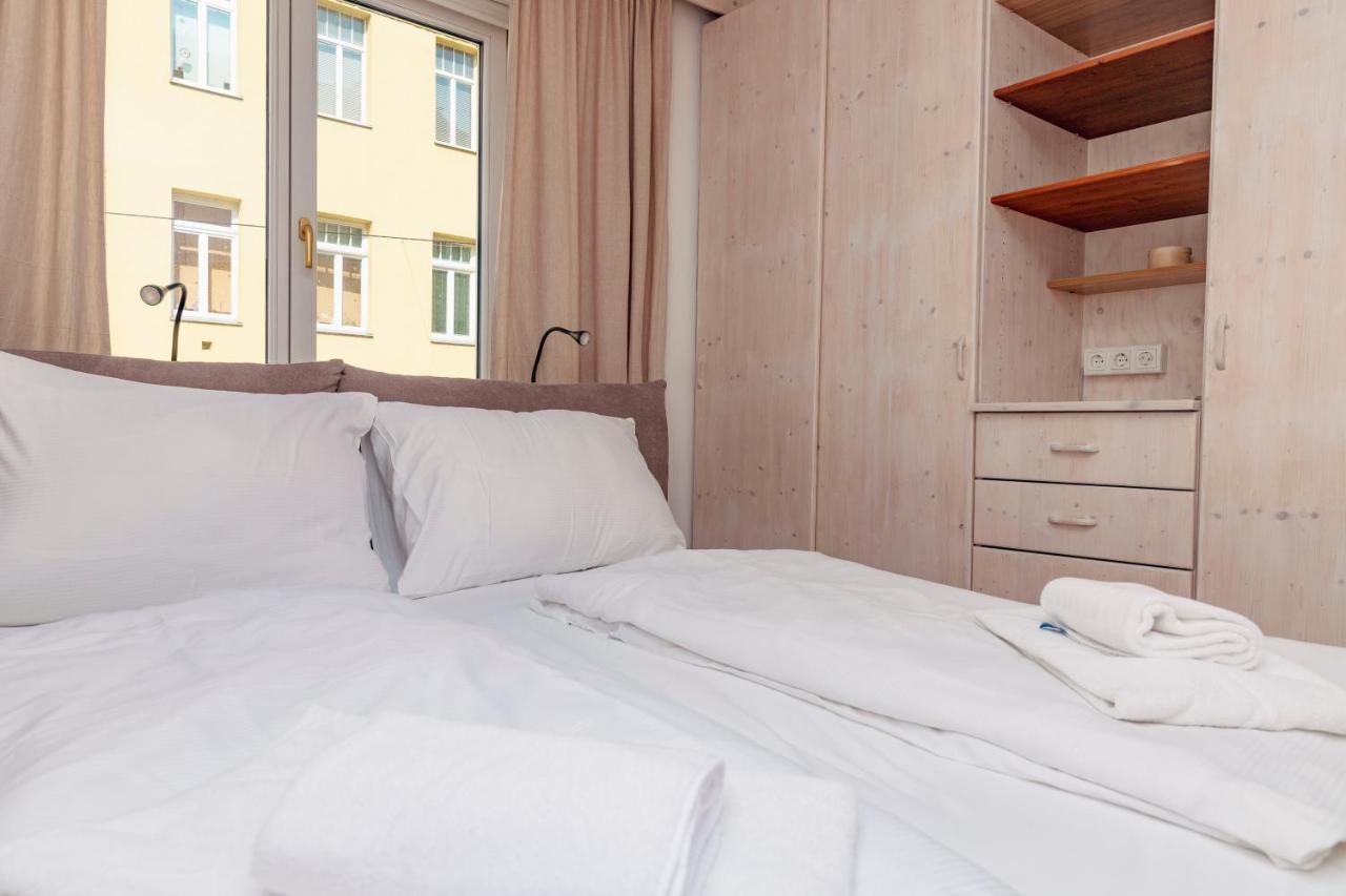 Beautiful 2-Bedroom Apartment Near Schoenbrunn Vídeň Exteriér fotografie