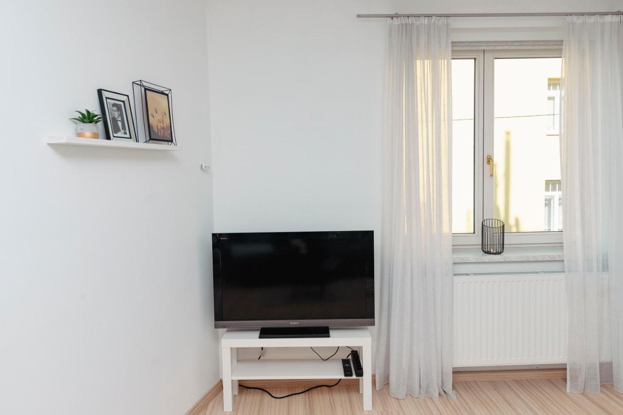 Beautiful 2-Bedroom Apartment Near Schoenbrunn Vídeň Exteriér fotografie